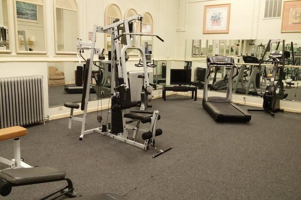Hotel Riviera Newark Bagian luar foto