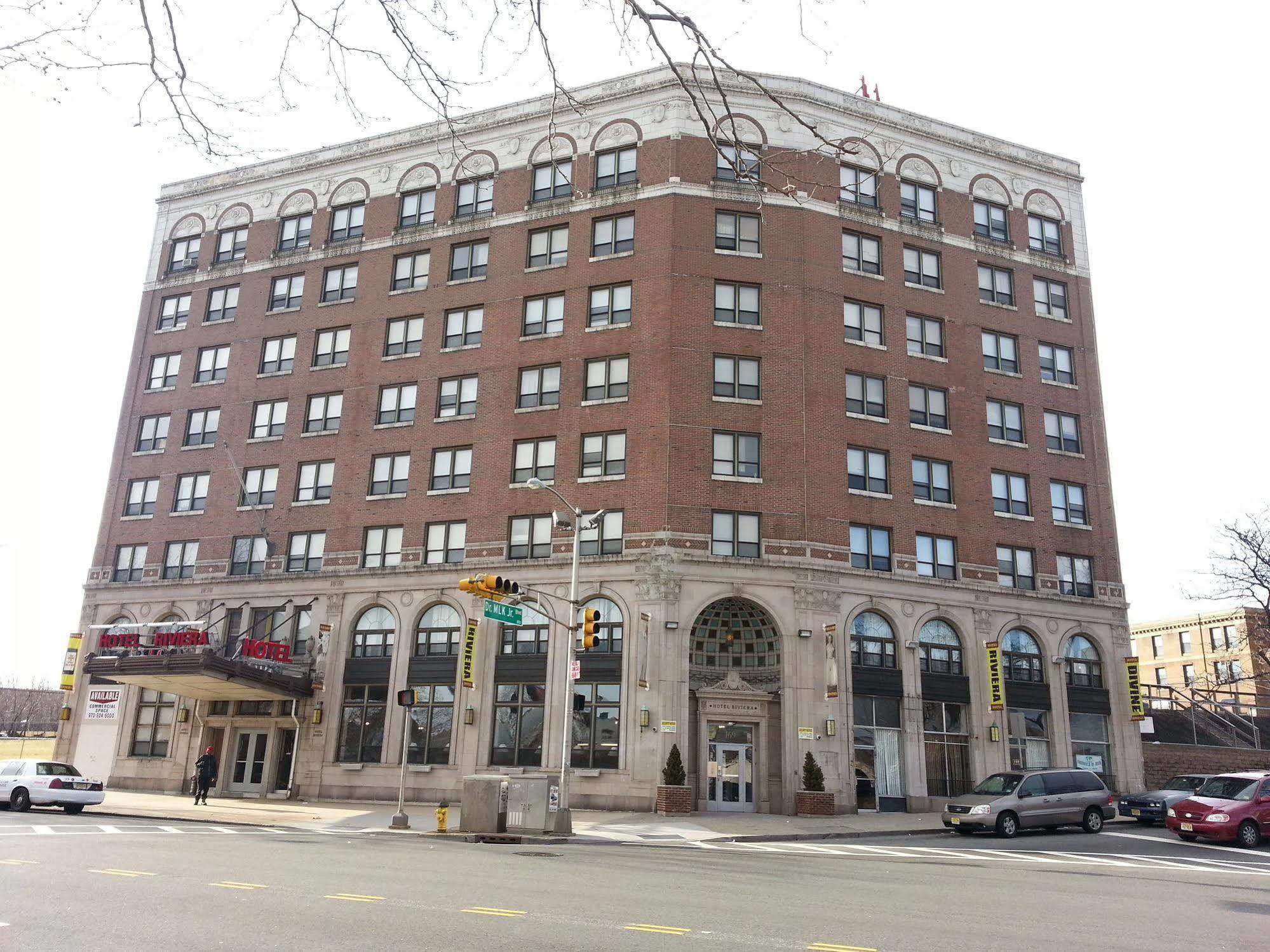 Hotel Riviera Newark Bagian luar foto