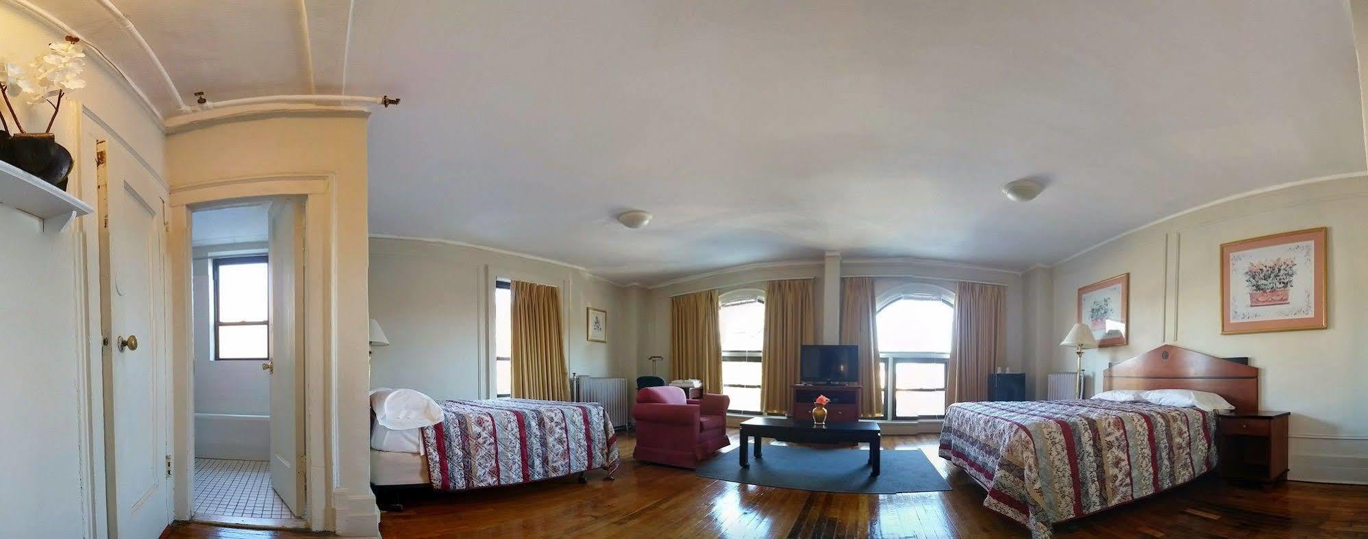 Hotel Riviera Newark Bagian luar foto